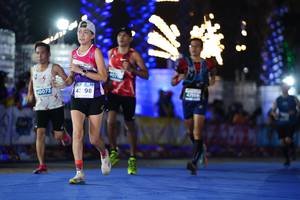 BIB: 10072
                            <button type="button" onclick="openModal(14245819)" class="btn btn-primary btn-sm float-right btn-popup" data-toggle="modal" data-target=".modal-high-quality">
                        <i class="fas fa-shopping-cart"></i> Add to Cart
                    </button>
                                            <button type="button" onclick="isThisMe(14245819, true)" class="btn btn-success btn-sm float-right btn-popup btn-isme hidden" data-toggle="tooltip" data-placement="bottom" title="นี่คือรูปของคุณใช่ไหม คลิกที่นี่เพื่อเอาเข้าอัลบั้ม">
                        <i class="fas fa-plus"></i> Add to album
                    </button>
                    <button type="button" onclick="isThisMe(14245819, false)" class="btn btn-warning btn-sm float-right btn-popup btn-isnotme hidden">
                        <i class="fas fa-ban"></i> Remove from album
                    </button>