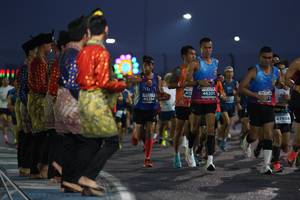 BIB: 415, 46201, 45254, 47958
                            <button type="button" onclick="openModal(13844488)" class="btn btn-primary btn-sm float-right btn-popup" data-toggle="modal" data-target=".modal-high-quality">
                        <i class="fas fa-shopping-cart"></i> Add to Cart
                    </button>
                                            <button type="button" onclick="isThisMe(13844488, true)" class="btn btn-success btn-sm float-right btn-popup btn-isme hidden" data-toggle="tooltip" data-placement="bottom" title="นี่คือรูปของคุณใช่ไหม คลิกที่นี่เพื่อเอาเข้าอัลบั้ม">
                        <i class="fas fa-plus"></i> Add to album
                    </button>
                    <button type="button" onclick="isThisMe(13844488, false)" class="btn btn-warning btn-sm float-right btn-popup btn-isnotme hidden">
                        <i class="fas fa-ban"></i> Remove from album
                    </button>