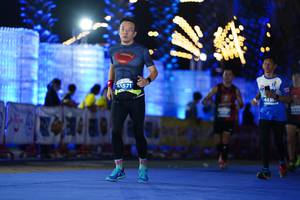 BIB: 5571
                            <button type="button" onclick="openModal(14243052)" class="btn btn-primary btn-sm float-right btn-popup" data-toggle="modal" data-target=".modal-high-quality">
                        <i class="fas fa-shopping-cart"></i> Add to Cart
                    </button>
                                            <button type="button" onclick="isThisMe(14243052, true)" class="btn btn-success btn-sm float-right btn-popup btn-isme hidden" data-toggle="tooltip" data-placement="bottom" title="นี่คือรูปของคุณใช่ไหม คลิกที่นี่เพื่อเอาเข้าอัลบั้ม">
                        <i class="fas fa-plus"></i> Add to album
                    </button>
                    <button type="button" onclick="isThisMe(14243052, false)" class="btn btn-warning btn-sm float-right btn-popup btn-isnotme hidden">
                        <i class="fas fa-ban"></i> Remove from album
                    </button>