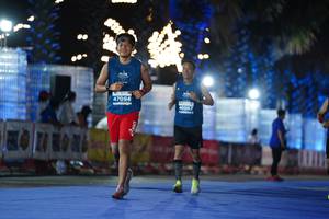 BIB: 47094, 10067
                            <button type="button" onclick="openModal(14104667)" class="btn btn-primary btn-sm float-right btn-popup" data-toggle="modal" data-target=".modal-high-quality">
                        <i class="fas fa-shopping-cart"></i> Add to Cart
                    </button>
                                            <button type="button" onclick="isThisMe(14104667, true)" class="btn btn-success btn-sm float-right btn-popup btn-isme hidden" data-toggle="tooltip" data-placement="bottom" title="นี่คือรูปของคุณใช่ไหม คลิกที่นี่เพื่อเอาเข้าอัลบั้ม">
                        <i class="fas fa-plus"></i> Add to album
                    </button>
                    <button type="button" onclick="isThisMe(14104667, false)" class="btn btn-warning btn-sm float-right btn-popup btn-isnotme hidden">
                        <i class="fas fa-ban"></i> Remove from album
                    </button>