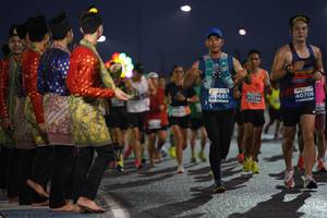 BIB: 40661, 40706
                            <button type="button" onclick="openModal(13850172)" class="btn btn-primary btn-sm float-right btn-popup" data-toggle="modal" data-target=".modal-high-quality">
                        <i class="fas fa-shopping-cart"></i> Add to Cart
                    </button>
                                            <button type="button" onclick="isThisMe(13850172, true)" class="btn btn-success btn-sm float-right btn-popup btn-isme hidden" data-toggle="tooltip" data-placement="bottom" title="นี่คือรูปของคุณใช่ไหม คลิกที่นี่เพื่อเอาเข้าอัลบั้ม">
                        <i class="fas fa-plus"></i> Add to album
                    </button>
                    <button type="button" onclick="isThisMe(13850172, false)" class="btn btn-warning btn-sm float-right btn-popup btn-isnotme hidden">
                        <i class="fas fa-ban"></i> Remove from album
                    </button>