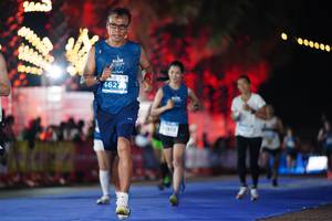 BIB: 462
                            <button type="button" onclick="openModal(14107908)" class="btn btn-primary btn-sm float-right btn-popup" data-toggle="modal" data-target=".modal-high-quality">
                        <i class="fas fa-shopping-cart"></i> Add to Cart
                    </button>
                                            <button type="button" onclick="isThisMe(14107908, true)" class="btn btn-success btn-sm float-right btn-popup btn-isme hidden" data-toggle="tooltip" data-placement="bottom" title="นี่คือรูปของคุณใช่ไหม คลิกที่นี่เพื่อเอาเข้าอัลบั้ม">
                        <i class="fas fa-plus"></i> Add to album
                    </button>
                    <button type="button" onclick="isThisMe(14107908, false)" class="btn btn-warning btn-sm float-right btn-popup btn-isnotme hidden">
                        <i class="fas fa-ban"></i> Remove from album
                    </button>