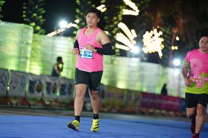 BIB: 798
                            <button type="button" onclick="openModal(14117353)" class="btn btn-primary btn-sm float-right btn-popup" data-toggle="modal" data-target=".modal-high-quality">
                        <i class="fas fa-shopping-cart"></i> Add to Cart
                    </button>
                                            <button type="button" onclick="isThisMe(14117353, true)" class="btn btn-success btn-sm float-right btn-popup btn-isme hidden" data-toggle="tooltip" data-placement="bottom" title="นี่คือรูปของคุณใช่ไหม คลิกที่นี่เพื่อเอาเข้าอัลบั้ม">
                        <i class="fas fa-plus"></i> Add to album
                    </button>
                    <button type="button" onclick="isThisMe(14117353, false)" class="btn btn-warning btn-sm float-right btn-popup btn-isnotme hidden">
                        <i class="fas fa-ban"></i> Remove from album
                    </button>