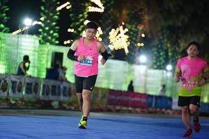 BIB: 798
                            <button type="button" onclick="openModal(14117306)" class="btn btn-primary btn-sm float-right btn-popup" data-toggle="modal" data-target=".modal-high-quality">
                        <i class="fas fa-shopping-cart"></i> Add to Cart
                    </button>
                                            <button type="button" onclick="isThisMe(14117306, true)" class="btn btn-success btn-sm float-right btn-popup btn-isme hidden" data-toggle="tooltip" data-placement="bottom" title="นี่คือรูปของคุณใช่ไหม คลิกที่นี่เพื่อเอาเข้าอัลบั้ม">
                        <i class="fas fa-plus"></i> Add to album
                    </button>
                    <button type="button" onclick="isThisMe(14117306, false)" class="btn btn-warning btn-sm float-right btn-popup btn-isnotme hidden">
                        <i class="fas fa-ban"></i> Remove from album
                    </button>