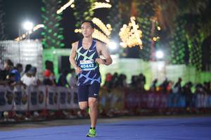 BIB: 40442
                            <button type="button" onclick="openModal(14049081)" class="btn btn-primary btn-sm float-right btn-popup" data-toggle="modal" data-target=".modal-high-quality">
                        <i class="fas fa-shopping-cart"></i> Add to Cart
                    </button>
                                            <button type="button" onclick="isThisMe(14049081, true)" class="btn btn-success btn-sm float-right btn-popup btn-isme hidden" data-toggle="tooltip" data-placement="bottom" title="นี่คือรูปของคุณใช่ไหม คลิกที่นี่เพื่อเอาเข้าอัลบั้ม">
                        <i class="fas fa-plus"></i> Add to album
                    </button>
                    <button type="button" onclick="isThisMe(14049081, false)" class="btn btn-warning btn-sm float-right btn-popup btn-isnotme hidden">
                        <i class="fas fa-ban"></i> Remove from album
                    </button>