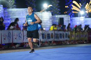 BIB: 914
                            <button type="button" onclick="openModal(14072490)" class="btn btn-primary btn-sm float-right btn-popup" data-toggle="modal" data-target=".modal-high-quality">
                        <i class="fas fa-shopping-cart"></i> Add to Cart
                    </button>
                                            <button type="button" onclick="isThisMe(14072490, true)" class="btn btn-success btn-sm float-right btn-popup btn-isme hidden" data-toggle="tooltip" data-placement="bottom" title="นี่คือรูปของคุณใช่ไหม คลิกที่นี่เพื่อเอาเข้าอัลบั้ม">
                        <i class="fas fa-plus"></i> Add to album
                    </button>
                    <button type="button" onclick="isThisMe(14072490, false)" class="btn btn-warning btn-sm float-right btn-popup btn-isnotme hidden">
                        <i class="fas fa-ban"></i> Remove from album
                    </button>