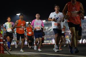 BIB: 20941, 2021, 26516, 25975, 29109
                            <button type="button" onclick="openModal(13851377)" class="btn btn-primary btn-sm float-right btn-popup" data-toggle="modal" data-target=".modal-high-quality">
                        <i class="fas fa-shopping-cart"></i> Add to Cart
                    </button>
                                            <button type="button" onclick="isThisMe(13851377, true)" class="btn btn-success btn-sm float-right btn-popup btn-isme hidden" data-toggle="tooltip" data-placement="bottom" title="นี่คือรูปของคุณใช่ไหม คลิกที่นี่เพื่อเอาเข้าอัลบั้ม">
                        <i class="fas fa-plus"></i> Add to album
                    </button>
                    <button type="button" onclick="isThisMe(13851377, false)" class="btn btn-warning btn-sm float-right btn-popup btn-isnotme hidden">
                        <i class="fas fa-ban"></i> Remove from album
                    </button>