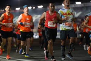 BIB: 20378, 22980, 27132, 6042
                            <button type="button" onclick="openModal(13928594)" class="btn btn-primary btn-sm float-right btn-popup" data-toggle="modal" data-target=".modal-high-quality">
                        <i class="fas fa-shopping-cart"></i> Add to Cart
                    </button>
                                            <button type="button" onclick="isThisMe(13928594, true)" class="btn btn-success btn-sm float-right btn-popup btn-isme hidden" data-toggle="tooltip" data-placement="bottom" title="นี่คือรูปของคุณใช่ไหม คลิกที่นี่เพื่อเอาเข้าอัลบั้ม">
                        <i class="fas fa-plus"></i> Add to album
                    </button>
                    <button type="button" onclick="isThisMe(13928594, false)" class="btn btn-warning btn-sm float-right btn-popup btn-isnotme hidden">
                        <i class="fas fa-ban"></i> Remove from album
                    </button>