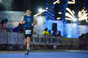 BIB: 40141
                            <button type="button" onclick="openModal(14190902)" class="btn btn-primary btn-sm float-right btn-popup" data-toggle="modal" data-target=".modal-high-quality">
                        <i class="fas fa-shopping-cart"></i> Add to Cart
                    </button>
                                            <button type="button" onclick="isThisMe(14190902, true)" class="btn btn-success btn-sm float-right btn-popup btn-isme hidden" data-toggle="tooltip" data-placement="bottom" title="นี่คือรูปของคุณใช่ไหม คลิกที่นี่เพื่อเอาเข้าอัลบั้ม">
                        <i class="fas fa-plus"></i> Add to album
                    </button>
                    <button type="button" onclick="isThisMe(14190902, false)" class="btn btn-warning btn-sm float-right btn-popup btn-isnotme hidden">
                        <i class="fas fa-ban"></i> Remove from album
                    </button>