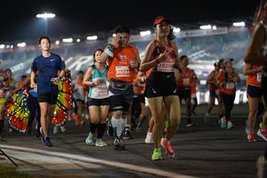 BIB: 29200, 26084, 2414
                            <button type="button" onclick="openModal(14025559)" class="btn btn-primary btn-sm float-right btn-popup" data-toggle="modal" data-target=".modal-high-quality">
                        <i class="fas fa-shopping-cart"></i> Add to Cart
                    </button>
                                            <button type="button" onclick="isThisMe(14025559, true)" class="btn btn-success btn-sm float-right btn-popup btn-isme hidden" data-toggle="tooltip" data-placement="bottom" title="นี่คือรูปของคุณใช่ไหม คลิกที่นี่เพื่อเอาเข้าอัลบั้ม">
                        <i class="fas fa-plus"></i> Add to album
                    </button>
                    <button type="button" onclick="isThisMe(14025559, false)" class="btn btn-warning btn-sm float-right btn-popup btn-isnotme hidden">
                        <i class="fas fa-ban"></i> Remove from album
                    </button>