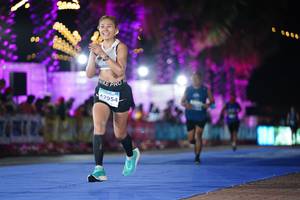 BIB: 954
                            <button type="button" onclick="openModal(14103854)" class="btn btn-primary btn-sm float-right btn-popup" data-toggle="modal" data-target=".modal-high-quality">
                        <i class="fas fa-shopping-cart"></i> Add to Cart
                    </button>
                                            <button type="button" onclick="isThisMe(14103854, true)" class="btn btn-success btn-sm float-right btn-popup btn-isme hidden" data-toggle="tooltip" data-placement="bottom" title="นี่คือรูปของคุณใช่ไหม คลิกที่นี่เพื่อเอาเข้าอัลบั้ม">
                        <i class="fas fa-plus"></i> Add to album
                    </button>
                    <button type="button" onclick="isThisMe(14103854, false)" class="btn btn-warning btn-sm float-right btn-popup btn-isnotme hidden">
                        <i class="fas fa-ban"></i> Remove from album
                    </button>