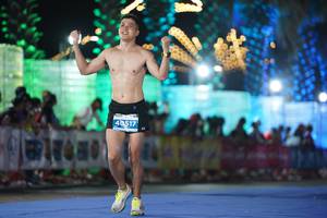 BIB: 40517
                            <button type="button" onclick="openModal(15367415)" class="btn btn-primary btn-sm float-right btn-popup" data-toggle="modal" data-target=".modal-high-quality">
                        <i class="fas fa-shopping-cart"></i> Add to Cart
                    </button>
                                            <button type="button" onclick="isThisMe(15367415, true)" class="btn btn-success btn-sm float-right btn-popup btn-isme hidden" data-toggle="tooltip" data-placement="bottom" title="นี่คือรูปของคุณใช่ไหม คลิกที่นี่เพื่อเอาเข้าอัลบั้ม">
                        <i class="fas fa-plus"></i> Add to album
                    </button>
                    <button type="button" onclick="isThisMe(15367415, false)" class="btn btn-warning btn-sm float-right btn-popup btn-isnotme hidden">
                        <i class="fas fa-ban"></i> Remove from album
                    </button>