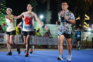 BIB: 43038, 41324
                            <button type="button" onclick="openModal(14266280)" class="btn btn-primary btn-sm float-right btn-popup" data-toggle="modal" data-target=".modal-high-quality">
                        <i class="fas fa-shopping-cart"></i> Add to Cart
                    </button>
                                            <button type="button" onclick="isThisMe(14266280, true)" class="btn btn-success btn-sm float-right btn-popup btn-isme hidden" data-toggle="tooltip" data-placement="bottom" title="นี่คือรูปของคุณใช่ไหม คลิกที่นี่เพื่อเอาเข้าอัลบั้ม">
                        <i class="fas fa-plus"></i> Add to album
                    </button>
                    <button type="button" onclick="isThisMe(14266280, false)" class="btn btn-warning btn-sm float-right btn-popup btn-isnotme hidden">
                        <i class="fas fa-ban"></i> Remove from album
                    </button>