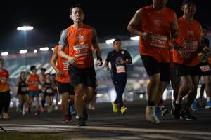 BIB: 27360, 20590, 27129, 17496
                            <button type="button" onclick="openModal(13901837)" class="btn btn-primary btn-sm float-right btn-popup" data-toggle="modal" data-target=".modal-high-quality">
                        <i class="fas fa-shopping-cart"></i> Add to Cart
                    </button>
                                            <button type="button" onclick="isThisMe(13901837, true)" class="btn btn-success btn-sm float-right btn-popup btn-isme hidden" data-toggle="tooltip" data-placement="bottom" title="นี่คือรูปของคุณใช่ไหม คลิกที่นี่เพื่อเอาเข้าอัลบั้ม">
                        <i class="fas fa-plus"></i> Add to album
                    </button>
                    <button type="button" onclick="isThisMe(13901837, false)" class="btn btn-warning btn-sm float-right btn-popup btn-isnotme hidden">
                        <i class="fas fa-ban"></i> Remove from album
                    </button>