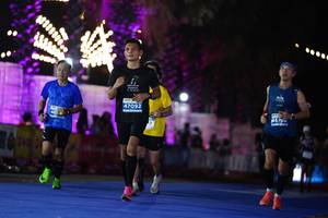 BIB: 47092, 465
                            <button type="button" onclick="openModal(14183648)" class="btn btn-primary btn-sm float-right btn-popup" data-toggle="modal" data-target=".modal-high-quality">
                        <i class="fas fa-shopping-cart"></i> Add to Cart
                    </button>
                                            <button type="button" onclick="isThisMe(14183648, true)" class="btn btn-success btn-sm float-right btn-popup btn-isme hidden" data-toggle="tooltip" data-placement="bottom" title="นี่คือรูปของคุณใช่ไหม คลิกที่นี่เพื่อเอาเข้าอัลบั้ม">
                        <i class="fas fa-plus"></i> Add to album
                    </button>
                    <button type="button" onclick="isThisMe(14183648, false)" class="btn btn-warning btn-sm float-right btn-popup btn-isnotme hidden">
                        <i class="fas fa-ban"></i> Remove from album
                    </button>