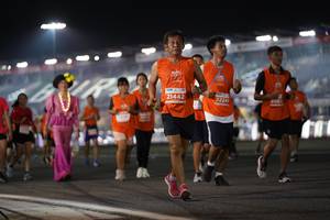 BIB: 21442, 2224, 206
                            <button type="button" onclick="openModal(14016848)" class="btn btn-primary btn-sm float-right btn-popup" data-toggle="modal" data-target=".modal-high-quality">
                        <i class="fas fa-shopping-cart"></i> Add to Cart
                    </button>
                                            <button type="button" onclick="isThisMe(14016848, true)" class="btn btn-success btn-sm float-right btn-popup btn-isme hidden" data-toggle="tooltip" data-placement="bottom" title="นี่คือรูปของคุณใช่ไหม คลิกที่นี่เพื่อเอาเข้าอัลบั้ม">
                        <i class="fas fa-plus"></i> Add to album
                    </button>
                    <button type="button" onclick="isThisMe(14016848, false)" class="btn btn-warning btn-sm float-right btn-popup btn-isnotme hidden">
                        <i class="fas fa-ban"></i> Remove from album
                    </button>