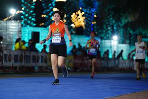 BIB: 47830
                            <button type="button" onclick="openModal(14209120)" class="btn btn-primary btn-sm float-right btn-popup" data-toggle="modal" data-target=".modal-high-quality">
                        <i class="fas fa-shopping-cart"></i> Add to Cart
                    </button>
                                            <button type="button" onclick="isThisMe(14209120, true)" class="btn btn-success btn-sm float-right btn-popup btn-isme hidden" data-toggle="tooltip" data-placement="bottom" title="นี่คือรูปของคุณใช่ไหม คลิกที่นี่เพื่อเอาเข้าอัลบั้ม">
                        <i class="fas fa-plus"></i> Add to album
                    </button>
                    <button type="button" onclick="isThisMe(14209120, false)" class="btn btn-warning btn-sm float-right btn-popup btn-isnotme hidden">
                        <i class="fas fa-ban"></i> Remove from album
                    </button>