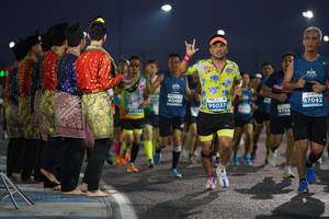 BIB: 4043, 47042, 95037
                            <button type="button" onclick="openModal(13853267)" class="btn btn-primary btn-sm float-right btn-popup" data-toggle="modal" data-target=".modal-high-quality">
                        <i class="fas fa-shopping-cart"></i> Add to Cart
                    </button>
                                            <button type="button" onclick="isThisMe(13853267, true)" class="btn btn-success btn-sm float-right btn-popup btn-isme hidden" data-toggle="tooltip" data-placement="bottom" title="นี่คือรูปของคุณใช่ไหม คลิกที่นี่เพื่อเอาเข้าอัลบั้ม">
                        <i class="fas fa-plus"></i> Add to album
                    </button>
                    <button type="button" onclick="isThisMe(13853267, false)" class="btn btn-warning btn-sm float-right btn-popup btn-isnotme hidden">
                        <i class="fas fa-ban"></i> Remove from album
                    </button>