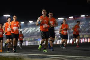 BIB: 119, 20045, 20019, 205
                            <button type="button" onclick="openModal(13869825)" class="btn btn-primary btn-sm float-right btn-popup" data-toggle="modal" data-target=".modal-high-quality">
                        <i class="fas fa-shopping-cart"></i> Add to Cart
                    </button>
                                            <button type="button" onclick="isThisMe(13869825, true)" class="btn btn-success btn-sm float-right btn-popup btn-isme hidden" data-toggle="tooltip" data-placement="bottom" title="นี่คือรูปของคุณใช่ไหม คลิกที่นี่เพื่อเอาเข้าอัลบั้ม">
                        <i class="fas fa-plus"></i> Add to album
                    </button>
                    <button type="button" onclick="isThisMe(13869825, false)" class="btn btn-warning btn-sm float-right btn-popup btn-isnotme hidden">
                        <i class="fas fa-ban"></i> Remove from album
                    </button>