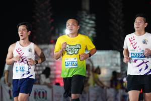 BIB: 47336, 47270
                            <button type="button" onclick="openModal(14242307)" class="btn btn-primary btn-sm float-right btn-popup" data-toggle="modal" data-target=".modal-high-quality">
                        <i class="fas fa-shopping-cart"></i> Add to Cart
                    </button>
                                            <button type="button" onclick="isThisMe(14242307, true)" class="btn btn-success btn-sm float-right btn-popup btn-isme hidden" data-toggle="tooltip" data-placement="bottom" title="นี่คือรูปของคุณใช่ไหม คลิกที่นี่เพื่อเอาเข้าอัลบั้ม">
                        <i class="fas fa-plus"></i> Add to album
                    </button>
                    <button type="button" onclick="isThisMe(14242307, false)" class="btn btn-warning btn-sm float-right btn-popup btn-isnotme hidden">
                        <i class="fas fa-ban"></i> Remove from album
                    </button>