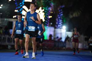 BIB: 465, 46008
                            <button type="button" onclick="openModal(14214901)" class="btn btn-primary btn-sm float-right btn-popup" data-toggle="modal" data-target=".modal-high-quality">
                        <i class="fas fa-shopping-cart"></i> Add to Cart
                    </button>
                                            <button type="button" onclick="isThisMe(14214901, true)" class="btn btn-success btn-sm float-right btn-popup btn-isme hidden" data-toggle="tooltip" data-placement="bottom" title="นี่คือรูปของคุณใช่ไหม คลิกที่นี่เพื่อเอาเข้าอัลบั้ม">
                        <i class="fas fa-plus"></i> Add to album
                    </button>
                    <button type="button" onclick="isThisMe(14214901, false)" class="btn btn-warning btn-sm float-right btn-popup btn-isnotme hidden">
                        <i class="fas fa-ban"></i> Remove from album
                    </button>