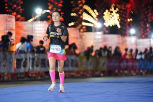 BIB: 2782
                            <button type="button" onclick="openModal(14105753)" class="btn btn-primary btn-sm float-right btn-popup" data-toggle="modal" data-target=".modal-high-quality">
                        <i class="fas fa-shopping-cart"></i> Add to Cart
                    </button>
                                            <button type="button" onclick="isThisMe(14105753, true)" class="btn btn-success btn-sm float-right btn-popup btn-isme hidden" data-toggle="tooltip" data-placement="bottom" title="นี่คือรูปของคุณใช่ไหม คลิกที่นี่เพื่อเอาเข้าอัลบั้ม">
                        <i class="fas fa-plus"></i> Add to album
                    </button>
                    <button type="button" onclick="isThisMe(14105753, false)" class="btn btn-warning btn-sm float-right btn-popup btn-isnotme hidden">
                        <i class="fas fa-ban"></i> Remove from album
                    </button>