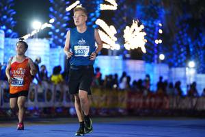 BIB: 9503, 42027
                            <button type="button" onclick="openModal(14186605)" class="btn btn-primary btn-sm float-right btn-popup" data-toggle="modal" data-target=".modal-high-quality">
                        <i class="fas fa-shopping-cart"></i> Add to Cart
                    </button>
                                            <button type="button" onclick="isThisMe(14186605, true)" class="btn btn-success btn-sm float-right btn-popup btn-isme hidden" data-toggle="tooltip" data-placement="bottom" title="นี่คือรูปของคุณใช่ไหม คลิกที่นี่เพื่อเอาเข้าอัลบั้ม">
                        <i class="fas fa-plus"></i> Add to album
                    </button>
                    <button type="button" onclick="isThisMe(14186605, false)" class="btn btn-warning btn-sm float-right btn-popup btn-isnotme hidden">
                        <i class="fas fa-ban"></i> Remove from album
                    </button>