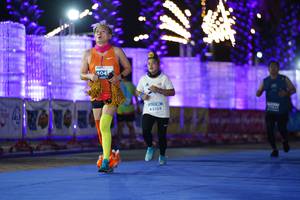 BIB: 4041, 43105
                            <button type="button" onclick="openModal(14168106)" class="btn btn-primary btn-sm float-right btn-popup" data-toggle="modal" data-target=".modal-high-quality">
                        <i class="fas fa-shopping-cart"></i> Add to Cart
                    </button>
                                            <button type="button" onclick="isThisMe(14168106, true)" class="btn btn-success btn-sm float-right btn-popup btn-isme hidden" data-toggle="tooltip" data-placement="bottom" title="นี่คือรูปของคุณใช่ไหม คลิกที่นี่เพื่อเอาเข้าอัลบั้ม">
                        <i class="fas fa-plus"></i> Add to album
                    </button>
                    <button type="button" onclick="isThisMe(14168106, false)" class="btn btn-warning btn-sm float-right btn-popup btn-isnotme hidden">
                        <i class="fas fa-ban"></i> Remove from album
                    </button>