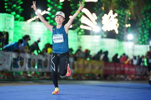 BIB: 42950
                            <button type="button" onclick="openModal(14171724)" class="btn btn-primary btn-sm float-right btn-popup" data-toggle="modal" data-target=".modal-high-quality">
                        <i class="fas fa-shopping-cart"></i> Add to Cart
                    </button>
                                            <button type="button" onclick="isThisMe(14171724, true)" class="btn btn-success btn-sm float-right btn-popup btn-isme hidden" data-toggle="tooltip" data-placement="bottom" title="นี่คือรูปของคุณใช่ไหม คลิกที่นี่เพื่อเอาเข้าอัลบั้ม">
                        <i class="fas fa-plus"></i> Add to album
                    </button>
                    <button type="button" onclick="isThisMe(14171724, false)" class="btn btn-warning btn-sm float-right btn-popup btn-isnotme hidden">
                        <i class="fas fa-ban"></i> Remove from album
                    </button>