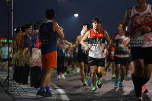 BIB: 40025, 203, 4150
                            <button type="button" onclick="openModal(13857402)" class="btn btn-primary btn-sm float-right btn-popup" data-toggle="modal" data-target=".modal-high-quality">
                        <i class="fas fa-shopping-cart"></i> Add to Cart
                    </button>
                                            <button type="button" onclick="isThisMe(13857402, true)" class="btn btn-success btn-sm float-right btn-popup btn-isme hidden" data-toggle="tooltip" data-placement="bottom" title="นี่คือรูปของคุณใช่ไหม คลิกที่นี่เพื่อเอาเข้าอัลบั้ม">
                        <i class="fas fa-plus"></i> Add to album
                    </button>
                    <button type="button" onclick="isThisMe(13857402, false)" class="btn btn-warning btn-sm float-right btn-popup btn-isnotme hidden">
                        <i class="fas fa-ban"></i> Remove from album
                    </button>