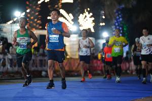 BIB: 42143, 10472
                            <button type="button" onclick="openModal(14242231)" class="btn btn-primary btn-sm float-right btn-popup" data-toggle="modal" data-target=".modal-high-quality">
                        <i class="fas fa-shopping-cart"></i> Add to Cart
                    </button>
                                            <button type="button" onclick="isThisMe(14242231, true)" class="btn btn-success btn-sm float-right btn-popup btn-isme hidden" data-toggle="tooltip" data-placement="bottom" title="นี่คือรูปของคุณใช่ไหม คลิกที่นี่เพื่อเอาเข้าอัลบั้ม">
                        <i class="fas fa-plus"></i> Add to album
                    </button>
                    <button type="button" onclick="isThisMe(14242231, false)" class="btn btn-warning btn-sm float-right btn-popup btn-isnotme hidden">
                        <i class="fas fa-ban"></i> Remove from album
                    </button>