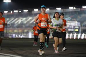 BIB: 28451, 278
                            <button type="button" onclick="openModal(14031064)" class="btn btn-primary btn-sm float-right btn-popup" data-toggle="modal" data-target=".modal-high-quality">
                        <i class="fas fa-shopping-cart"></i> Add to Cart
                    </button>
                                            <button type="button" onclick="isThisMe(14031064, true)" class="btn btn-success btn-sm float-right btn-popup btn-isme hidden" data-toggle="tooltip" data-placement="bottom" title="นี่คือรูปของคุณใช่ไหม คลิกที่นี่เพื่อเอาเข้าอัลบั้ม">
                        <i class="fas fa-plus"></i> Add to album
                    </button>
                    <button type="button" onclick="isThisMe(14031064, false)" class="btn btn-warning btn-sm float-right btn-popup btn-isnotme hidden">
                        <i class="fas fa-ban"></i> Remove from album
                    </button>