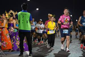 BIB: 452, 47863, 46324
                            <button type="button" onclick="openModal(13904230)" class="btn btn-primary btn-sm float-right btn-popup" data-toggle="modal" data-target=".modal-high-quality">
                        <i class="fas fa-shopping-cart"></i> Add to Cart
                    </button>
                                            <button type="button" onclick="isThisMe(13904230, true)" class="btn btn-success btn-sm float-right btn-popup btn-isme hidden" data-toggle="tooltip" data-placement="bottom" title="นี่คือรูปของคุณใช่ไหม คลิกที่นี่เพื่อเอาเข้าอัลบั้ม">
                        <i class="fas fa-plus"></i> Add to album
                    </button>
                    <button type="button" onclick="isThisMe(13904230, false)" class="btn btn-warning btn-sm float-right btn-popup btn-isnotme hidden">
                        <i class="fas fa-ban"></i> Remove from album
                    </button>