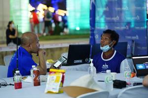 BIB: 
                            <button type="button" onclick="openModal(15369872)" class="btn btn-primary btn-sm float-right btn-popup" data-toggle="modal" data-target=".modal-high-quality">
                        <i class="fas fa-shopping-cart"></i> Add to Cart
                    </button>
                                            <button type="button" onclick="isThisMe(15369872, true)" class="btn btn-success btn-sm float-right btn-popup btn-isme hidden" data-toggle="tooltip" data-placement="bottom" title="นี่คือรูปของคุณใช่ไหม คลิกที่นี่เพื่อเอาเข้าอัลบั้ม">
                        <i class="fas fa-plus"></i> Add to album
                    </button>
                    <button type="button" onclick="isThisMe(15369872, false)" class="btn btn-warning btn-sm float-right btn-popup btn-isnotme hidden">
                        <i class="fas fa-ban"></i> Remove from album
                    </button>