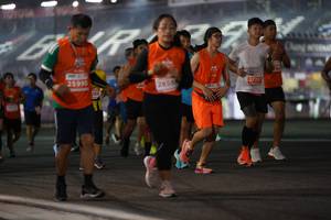 BIB: 25990, 2855, 27257, 283
                            <button type="button" onclick="openModal(13909593)" class="btn btn-primary btn-sm float-right btn-popup" data-toggle="modal" data-target=".modal-high-quality">
                        <i class="fas fa-shopping-cart"></i> Add to Cart
                    </button>
                                            <button type="button" onclick="isThisMe(13909593, true)" class="btn btn-success btn-sm float-right btn-popup btn-isme hidden" data-toggle="tooltip" data-placement="bottom" title="นี่คือรูปของคุณใช่ไหม คลิกที่นี่เพื่อเอาเข้าอัลบั้ม">
                        <i class="fas fa-plus"></i> Add to album
                    </button>
                    <button type="button" onclick="isThisMe(13909593, false)" class="btn btn-warning btn-sm float-right btn-popup btn-isnotme hidden">
                        <i class="fas fa-ban"></i> Remove from album
                    </button>