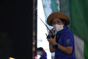 BIB: 
                            <button type="button" onclick="openModal(14033499)" class="btn btn-primary btn-sm float-right btn-popup" data-toggle="modal" data-target=".modal-high-quality">
                        <i class="fas fa-shopping-cart"></i> Add to Cart
                    </button>
                                            <button type="button" onclick="isThisMe(14033499, true)" class="btn btn-success btn-sm float-right btn-popup btn-isme hidden" data-toggle="tooltip" data-placement="bottom" title="นี่คือรูปของคุณใช่ไหม คลิกที่นี่เพื่อเอาเข้าอัลบั้ม">
                        <i class="fas fa-plus"></i> Add to album
                    </button>
                    <button type="button" onclick="isThisMe(14033499, false)" class="btn btn-warning btn-sm float-right btn-popup btn-isnotme hidden">
                        <i class="fas fa-ban"></i> Remove from album
                    </button>