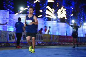 BIB: 4154
                            <button type="button" onclick="openModal(14113063)" class="btn btn-primary btn-sm float-right btn-popup" data-toggle="modal" data-target=".modal-high-quality">
                        <i class="fas fa-shopping-cart"></i> Add to Cart
                    </button>
                                            <button type="button" onclick="isThisMe(14113063, true)" class="btn btn-success btn-sm float-right btn-popup btn-isme hidden" data-toggle="tooltip" data-placement="bottom" title="นี่คือรูปของคุณใช่ไหม คลิกที่นี่เพื่อเอาเข้าอัลบั้ม">
                        <i class="fas fa-plus"></i> Add to album
                    </button>
                    <button type="button" onclick="isThisMe(14113063, false)" class="btn btn-warning btn-sm float-right btn-popup btn-isnotme hidden">
                        <i class="fas fa-ban"></i> Remove from album
                    </button>