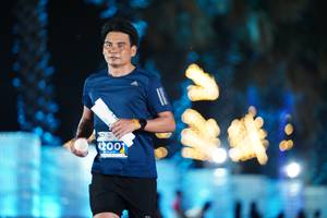 BIB: 42001
                            <button type="button" onclick="openModal(14261549)" class="btn btn-primary btn-sm float-right btn-popup" data-toggle="modal" data-target=".modal-high-quality">
                        <i class="fas fa-shopping-cart"></i> Add to Cart
                    </button>
                                            <button type="button" onclick="isThisMe(14261549, true)" class="btn btn-success btn-sm float-right btn-popup btn-isme hidden" data-toggle="tooltip" data-placement="bottom" title="นี่คือรูปของคุณใช่ไหม คลิกที่นี่เพื่อเอาเข้าอัลบั้ม">
                        <i class="fas fa-plus"></i> Add to album
                    </button>
                    <button type="button" onclick="isThisMe(14261549, false)" class="btn btn-warning btn-sm float-right btn-popup btn-isnotme hidden">
                        <i class="fas fa-ban"></i> Remove from album
                    </button>