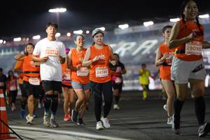 BIB: 28098, 20445, 953, 28882, 28190, 4296
                            <button type="button" onclick="openModal(14000821)" class="btn btn-primary btn-sm float-right btn-popup" data-toggle="modal" data-target=".modal-high-quality">
                        <i class="fas fa-shopping-cart"></i> Add to Cart
                    </button>
                                            <button type="button" onclick="isThisMe(14000821, true)" class="btn btn-success btn-sm float-right btn-popup btn-isme hidden" data-toggle="tooltip" data-placement="bottom" title="นี่คือรูปของคุณใช่ไหม คลิกที่นี่เพื่อเอาเข้าอัลบั้ม">
                        <i class="fas fa-plus"></i> Add to album
                    </button>
                    <button type="button" onclick="isThisMe(14000821, false)" class="btn btn-warning btn-sm float-right btn-popup btn-isnotme hidden">
                        <i class="fas fa-ban"></i> Remove from album
                    </button>