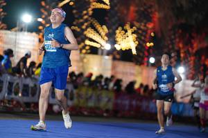 BIB: 4725, 1409
                            <button type="button" onclick="openModal(14168351)" class="btn btn-primary btn-sm float-right btn-popup" data-toggle="modal" data-target=".modal-high-quality">
                        <i class="fas fa-shopping-cart"></i> Add to Cart
                    </button>
                                            <button type="button" onclick="isThisMe(14168351, true)" class="btn btn-success btn-sm float-right btn-popup btn-isme hidden" data-toggle="tooltip" data-placement="bottom" title="นี่คือรูปของคุณใช่ไหม คลิกที่นี่เพื่อเอาเข้าอัลบั้ม">
                        <i class="fas fa-plus"></i> Add to album
                    </button>
                    <button type="button" onclick="isThisMe(14168351, false)" class="btn btn-warning btn-sm float-right btn-popup btn-isnotme hidden">
                        <i class="fas fa-ban"></i> Remove from album
                    </button>