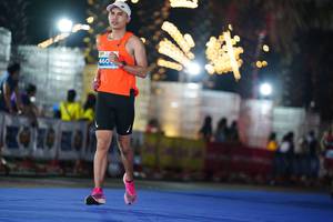 BIB: 460
                            <button type="button" onclick="openModal(14183334)" class="btn btn-primary btn-sm float-right btn-popup" data-toggle="modal" data-target=".modal-high-quality">
                        <i class="fas fa-shopping-cart"></i> Add to Cart
                    </button>
                                            <button type="button" onclick="isThisMe(14183334, true)" class="btn btn-success btn-sm float-right btn-popup btn-isme hidden" data-toggle="tooltip" data-placement="bottom" title="นี่คือรูปของคุณใช่ไหม คลิกที่นี่เพื่อเอาเข้าอัลบั้ม">
                        <i class="fas fa-plus"></i> Add to album
                    </button>
                    <button type="button" onclick="isThisMe(14183334, false)" class="btn btn-warning btn-sm float-right btn-popup btn-isnotme hidden">
                        <i class="fas fa-ban"></i> Remove from album
                    </button>