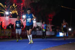 BIB: 4589
                            <button type="button" onclick="openModal(14065570)" class="btn btn-primary btn-sm float-right btn-popup" data-toggle="modal" data-target=".modal-high-quality">
                        <i class="fas fa-shopping-cart"></i> Add to Cart
                    </button>
                                            <button type="button" onclick="isThisMe(14065570, true)" class="btn btn-success btn-sm float-right btn-popup btn-isme hidden" data-toggle="tooltip" data-placement="bottom" title="นี่คือรูปของคุณใช่ไหม คลิกที่นี่เพื่อเอาเข้าอัลบั้ม">
                        <i class="fas fa-plus"></i> Add to album
                    </button>
                    <button type="button" onclick="isThisMe(14065570, false)" class="btn btn-warning btn-sm float-right btn-popup btn-isnotme hidden">
                        <i class="fas fa-ban"></i> Remove from album
                    </button>