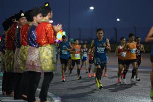 BIB: 46318
                            <button type="button" onclick="openModal(13841563)" class="btn btn-primary btn-sm float-right btn-popup" data-toggle="modal" data-target=".modal-high-quality">
                        <i class="fas fa-shopping-cart"></i> Add to Cart
                    </button>
                                            <button type="button" onclick="isThisMe(13841563, true)" class="btn btn-success btn-sm float-right btn-popup btn-isme hidden" data-toggle="tooltip" data-placement="bottom" title="นี่คือรูปของคุณใช่ไหม คลิกที่นี่เพื่อเอาเข้าอัลบั้ม">
                        <i class="fas fa-plus"></i> Add to album
                    </button>
                    <button type="button" onclick="isThisMe(13841563, false)" class="btn btn-warning btn-sm float-right btn-popup btn-isnotme hidden">
                        <i class="fas fa-ban"></i> Remove from album
                    </button>