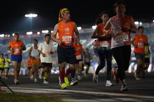 BIB: 25250, 22672, 279
                            <button type="button" onclick="openModal(13856007)" class="btn btn-primary btn-sm float-right btn-popup" data-toggle="modal" data-target=".modal-high-quality">
                        <i class="fas fa-shopping-cart"></i> Add to Cart
                    </button>
                                            <button type="button" onclick="isThisMe(13856007, true)" class="btn btn-success btn-sm float-right btn-popup btn-isme hidden" data-toggle="tooltip" data-placement="bottom" title="นี่คือรูปของคุณใช่ไหม คลิกที่นี่เพื่อเอาเข้าอัลบั้ม">
                        <i class="fas fa-plus"></i> Add to album
                    </button>
                    <button type="button" onclick="isThisMe(13856007, false)" class="btn btn-warning btn-sm float-right btn-popup btn-isnotme hidden">
                        <i class="fas fa-ban"></i> Remove from album
                    </button>