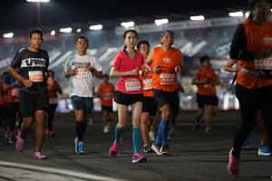 BIB: 2277, 3629, 21382, 25948, 92209, 218
                            <button type="button" onclick="openModal(13952345)" class="btn btn-primary btn-sm float-right btn-popup" data-toggle="modal" data-target=".modal-high-quality">
                        <i class="fas fa-shopping-cart"></i> Add to Cart
                    </button>
                                            <button type="button" onclick="isThisMe(13952345, true)" class="btn btn-success btn-sm float-right btn-popup btn-isme hidden" data-toggle="tooltip" data-placement="bottom" title="นี่คือรูปของคุณใช่ไหม คลิกที่นี่เพื่อเอาเข้าอัลบั้ม">
                        <i class="fas fa-plus"></i> Add to album
                    </button>
                    <button type="button" onclick="isThisMe(13952345, false)" class="btn btn-warning btn-sm float-right btn-popup btn-isnotme hidden">
                        <i class="fas fa-ban"></i> Remove from album
                    </button>