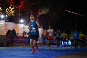 BIB: 4107
                            <button type="button" onclick="openModal(14184249)" class="btn btn-primary btn-sm float-right btn-popup" data-toggle="modal" data-target=".modal-high-quality">
                        <i class="fas fa-shopping-cart"></i> Add to Cart
                    </button>
                                            <button type="button" onclick="isThisMe(14184249, true)" class="btn btn-success btn-sm float-right btn-popup btn-isme hidden" data-toggle="tooltip" data-placement="bottom" title="นี่คือรูปของคุณใช่ไหม คลิกที่นี่เพื่อเอาเข้าอัลบั้ม">
                        <i class="fas fa-plus"></i> Add to album
                    </button>
                    <button type="button" onclick="isThisMe(14184249, false)" class="btn btn-warning btn-sm float-right btn-popup btn-isnotme hidden">
                        <i class="fas fa-ban"></i> Remove from album
                    </button>