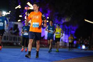 BIB: 040, 41077
                            <button type="button" onclick="openModal(14250397)" class="btn btn-primary btn-sm float-right btn-popup" data-toggle="modal" data-target=".modal-high-quality">
                        <i class="fas fa-shopping-cart"></i> Add to Cart
                    </button>
                                            <button type="button" onclick="isThisMe(14250397, true)" class="btn btn-success btn-sm float-right btn-popup btn-isme hidden" data-toggle="tooltip" data-placement="bottom" title="นี่คือรูปของคุณใช่ไหม คลิกที่นี่เพื่อเอาเข้าอัลบั้ม">
                        <i class="fas fa-plus"></i> Add to album
                    </button>
                    <button type="button" onclick="isThisMe(14250397, false)" class="btn btn-warning btn-sm float-right btn-popup btn-isnotme hidden">
                        <i class="fas fa-ban"></i> Remove from album
                    </button>