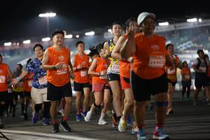 BIB: 2275, 238, 29405, 320, 2897
                            <button type="button" onclick="openModal(13943308)" class="btn btn-primary btn-sm float-right btn-popup" data-toggle="modal" data-target=".modal-high-quality">
                        <i class="fas fa-shopping-cart"></i> Add to Cart
                    </button>
                                            <button type="button" onclick="isThisMe(13943308, true)" class="btn btn-success btn-sm float-right btn-popup btn-isme hidden" data-toggle="tooltip" data-placement="bottom" title="นี่คือรูปของคุณใช่ไหม คลิกที่นี่เพื่อเอาเข้าอัลบั้ม">
                        <i class="fas fa-plus"></i> Add to album
                    </button>
                    <button type="button" onclick="isThisMe(13943308, false)" class="btn btn-warning btn-sm float-right btn-popup btn-isnotme hidden">
                        <i class="fas fa-ban"></i> Remove from album
                    </button>