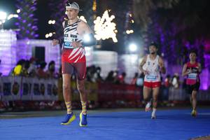 BIB: 4572
                            <button type="button" onclick="openModal(14125852)" class="btn btn-primary btn-sm float-right btn-popup" data-toggle="modal" data-target=".modal-high-quality">
                        <i class="fas fa-shopping-cart"></i> Add to Cart
                    </button>
                                            <button type="button" onclick="isThisMe(14125852, true)" class="btn btn-success btn-sm float-right btn-popup btn-isme hidden" data-toggle="tooltip" data-placement="bottom" title="นี่คือรูปของคุณใช่ไหม คลิกที่นี่เพื่อเอาเข้าอัลบั้ม">
                        <i class="fas fa-plus"></i> Add to album
                    </button>
                    <button type="button" onclick="isThisMe(14125852, false)" class="btn btn-warning btn-sm float-right btn-popup btn-isnotme hidden">
                        <i class="fas fa-ban"></i> Remove from album
                    </button>