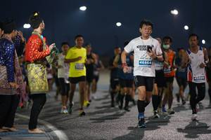 BIB: 46864, 2068, 45620
                            <button type="button" onclick="openModal(13864629)" class="btn btn-primary btn-sm float-right btn-popup" data-toggle="modal" data-target=".modal-high-quality">
                        <i class="fas fa-shopping-cart"></i> Add to Cart
                    </button>
                                            <button type="button" onclick="isThisMe(13864629, true)" class="btn btn-success btn-sm float-right btn-popup btn-isme hidden" data-toggle="tooltip" data-placement="bottom" title="นี่คือรูปของคุณใช่ไหม คลิกที่นี่เพื่อเอาเข้าอัลบั้ม">
                        <i class="fas fa-plus"></i> Add to album
                    </button>
                    <button type="button" onclick="isThisMe(13864629, false)" class="btn btn-warning btn-sm float-right btn-popup btn-isnotme hidden">
                        <i class="fas fa-ban"></i> Remove from album
                    </button>